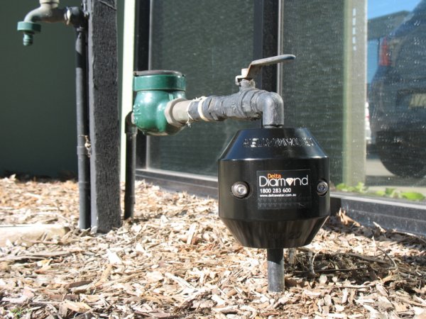 Delta Diamond Magnet Water Conditioner